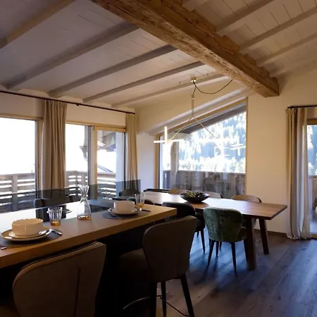 Seiler Penthouse Ski Inout Apartment *