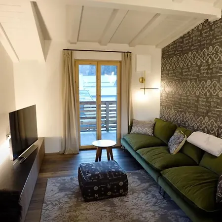 Seiler Penthouse Ski Inout